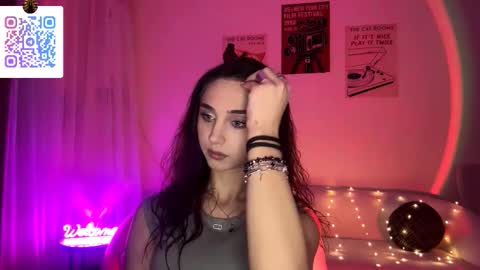 Snapshot of lilihalvorsen chatting on 03.10.26 Lina online show from 03.10.26