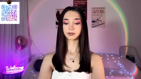 Lina online show from 05.04.26