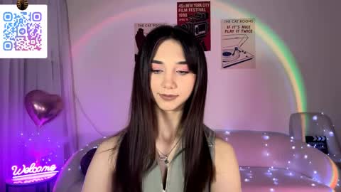 Snapshot of lilihalvorsen chatting on 05.14.26 Lina online show from 05.14.26