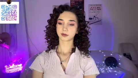 Snapshot of lilihalvorsen chatting on 06.14.26 Lina online show from 06.14.26