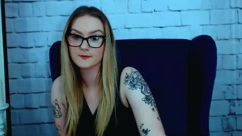 Snapshot of liliiasugar chatting on 12.27.24 LiliiaSugar online show from 12.27.24