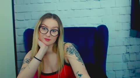 Snapshot of liliiasugar chatting on 01.15.25 LiliiaSugar online show from 01.15.25