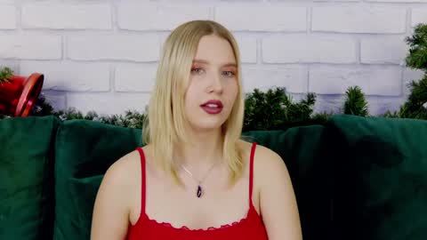 LiliLinn online show from 01.13.25