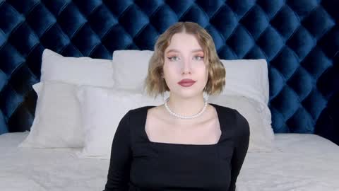 LiliLinn online show from 01.31.25