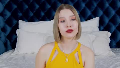 LiliLinn online show from 02.21.25