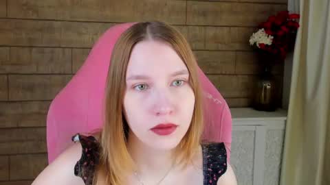 Snapshot of lililinn chatting on 07.06.26 LiliLinn online show from 07.06.26