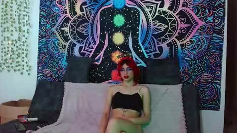 Lili  Marcus online show from 11.21.25