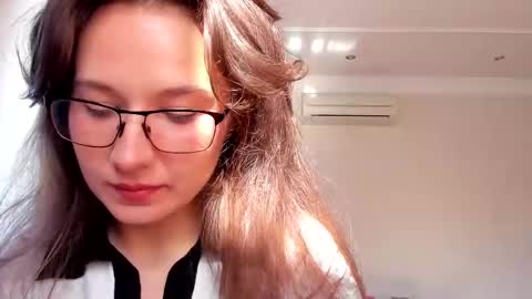 lilith online show from 02.20.25