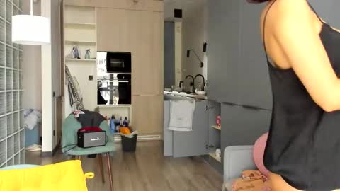 Snapshot of lilith_lutherlow chatting on 11.30.25 lilith online show from 11.30.25