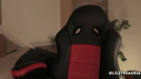 lilith_sage_ online show from 10.15.25