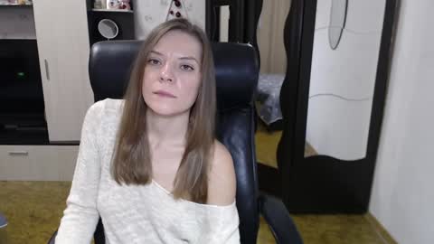 lilith small21 online show from 12.06.24