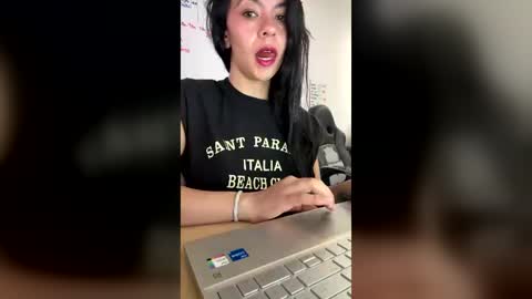 Snapshot of lilith_vanellope chatting on 07.14.26 lilith online show from 07.14.26