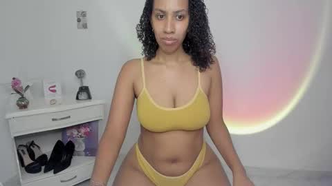 Alejandra  online show from 11.05.25