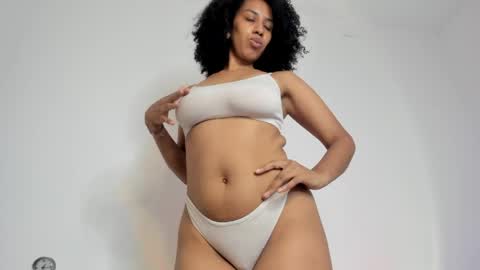 Alejandra  online show from 05.05.26