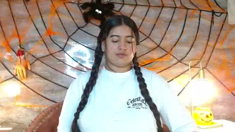 lilithcb_ online show from 10.22.25