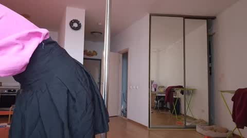 Snapshot of lilliakoop chatting on 02.03.26 Nevera online show from 02.03.26