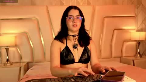 lillianderson -  Next stream start at 0700hs GTM-3 online show from 06.17.26