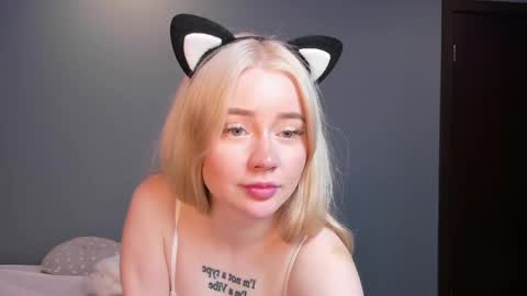 lillie_berry online show from 04.30.26