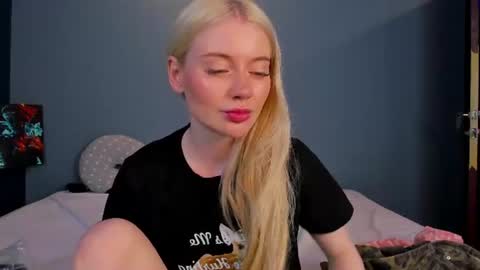 lillie_berry online show from 07.04.26