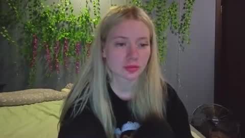 lillie_berry online show from 07.25.26