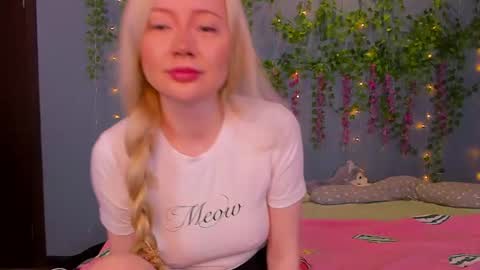 lillie_berry online show from 08.02.26