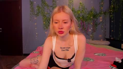 lillie_berry online show from 08.05.26