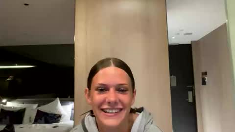 Snapshot of lillilee chatting on 02.21.26 lillilee online show from 02.21.26