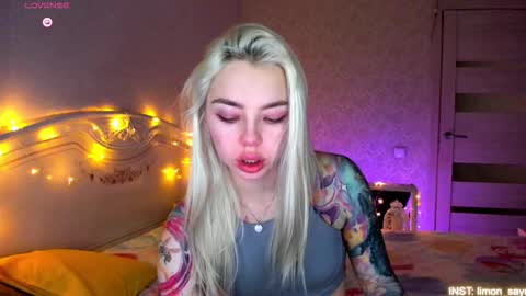 LilliMoore online show from 03.04.26