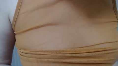 Snapshot of lillkit chatting on 12.16.24 Lilu online show from 12.16.24