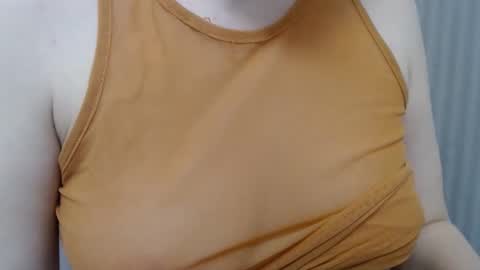 Snapshot of lillkit chatting on 12.24.24 Lilu online show from 12.24.24