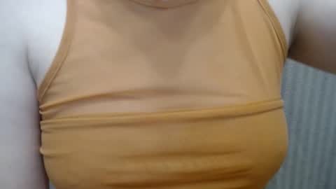 Snapshot of lillkit chatting on 01.18.25 Lilu online show from 01.18.25