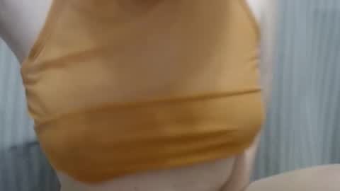 Snapshot of lillkit chatting on 02.27.25 Lilu online show from 02.27.25