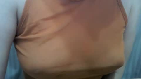 Snapshot of lillkit chatting on 10.02.25 Lilu online show from 10.02.25