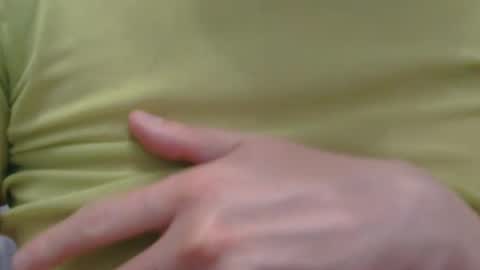 Snapshot of lillkit chatting on 06.13.26 Lilu online show from 06.13.26
