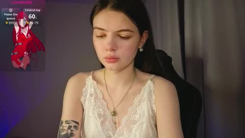 Snapshot of lillly_meow_ chatting on 04.05.26 Lilia online show from 04.05.26