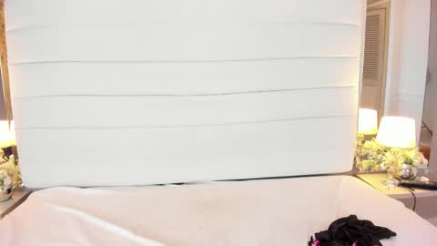 Snapshot of lilly_2809_ chatting on 09.12.25 Lizeth follow me in my igimlilycute 3 online show from 09.12.25