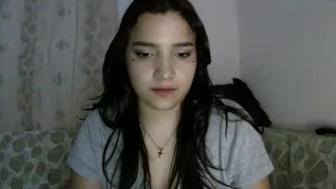 Snapshot of lilly_ocean22 chatting on 12.19.25 Sey - Lilly online show from 12.19.25