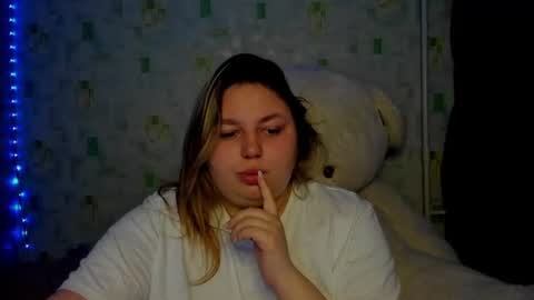 Snapshot of lillyhaigh chatting on 06.11.26 lillyhaigh online show from 06.11.26