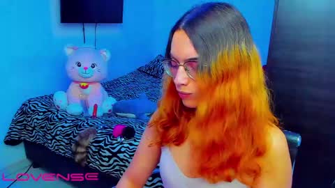 Lilly3 online show from 04.04.26