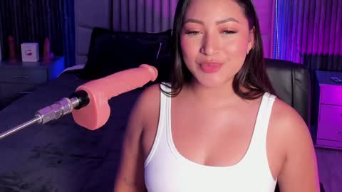 Lilly Ortiz online show from 01.20.25