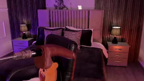 Lilly Ortiz online show from 06.12.26