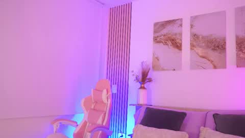 Snapshot of lillythompson_ chatting on 02.02.26 Lilly Thompson online show from 02.02.26