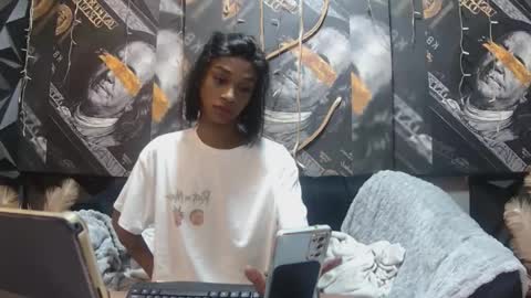 Snapshot of lilmissbaddiexxx chatting on 08.05.26 lilmissbaddiexxx online show from 08.05.26