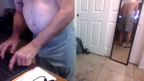 Snapshot of lilpackage69 chatting on 12.02.25 lilpackage69 online show from 12.02.25