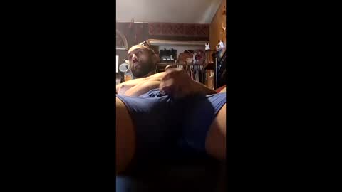 Snapshot of lilpetoman chatting on 02.08.26 lilpetoman online show from 02.08.26