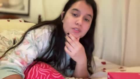 Snapshot of lilprincessxoxo_ chatting on 05.26.26 lilprincessxoxo_ online show from 05.26.26