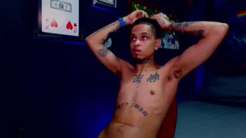 Snapshot of lilray99 chatting on 03.17.26 ONLYFANS online show from 03.17.26