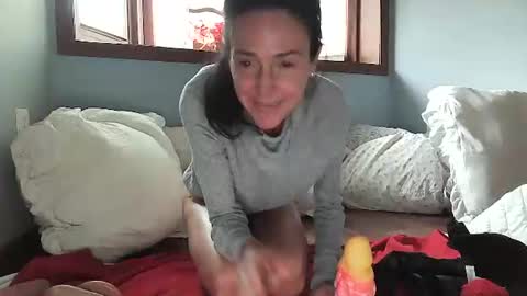 Snapshot of lilrosiedoll chatting on 11.17.25 Lilrosiedoll online show from 11.17.25