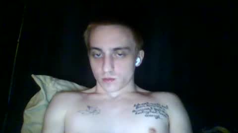 Snapshot of lilsecret222 chatting on 03.19.26 lilsecret222 online show from 03.19.26