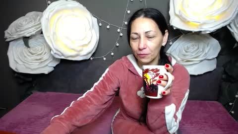 lilugrants online show from 11.08.25